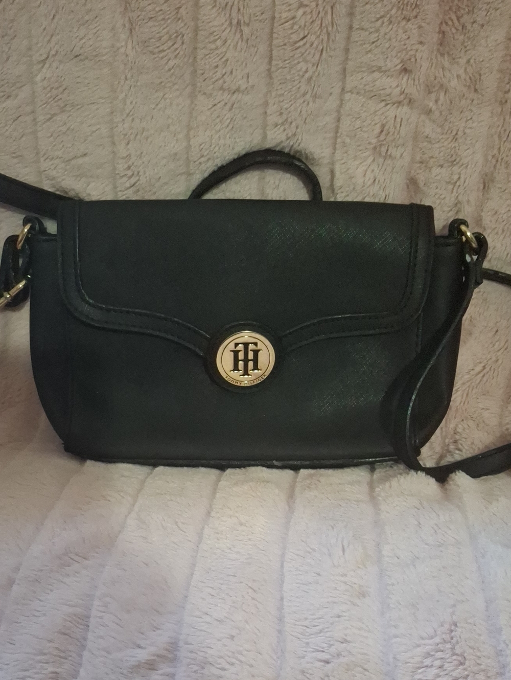 Tommy Hilfiger Black Crossbody Shoulder Bag